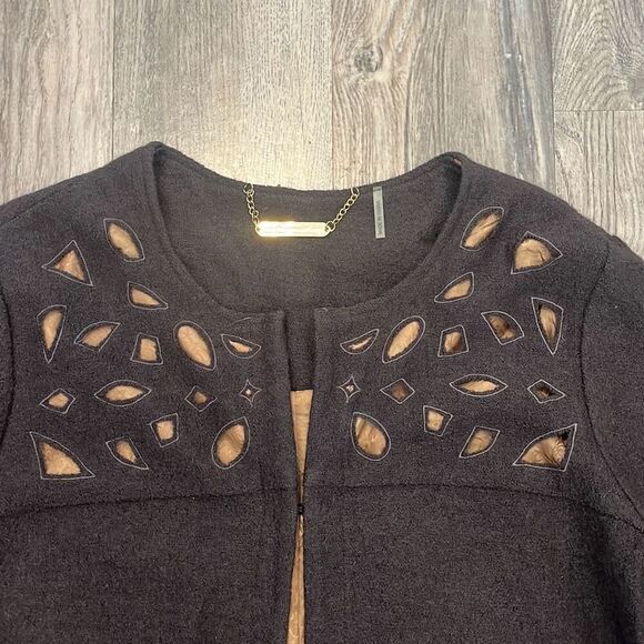 Soft Surroundings 100% Wool Cape Coat Gold Satin Lining Cut Out Collar Pattern M - Picture 3 of 7